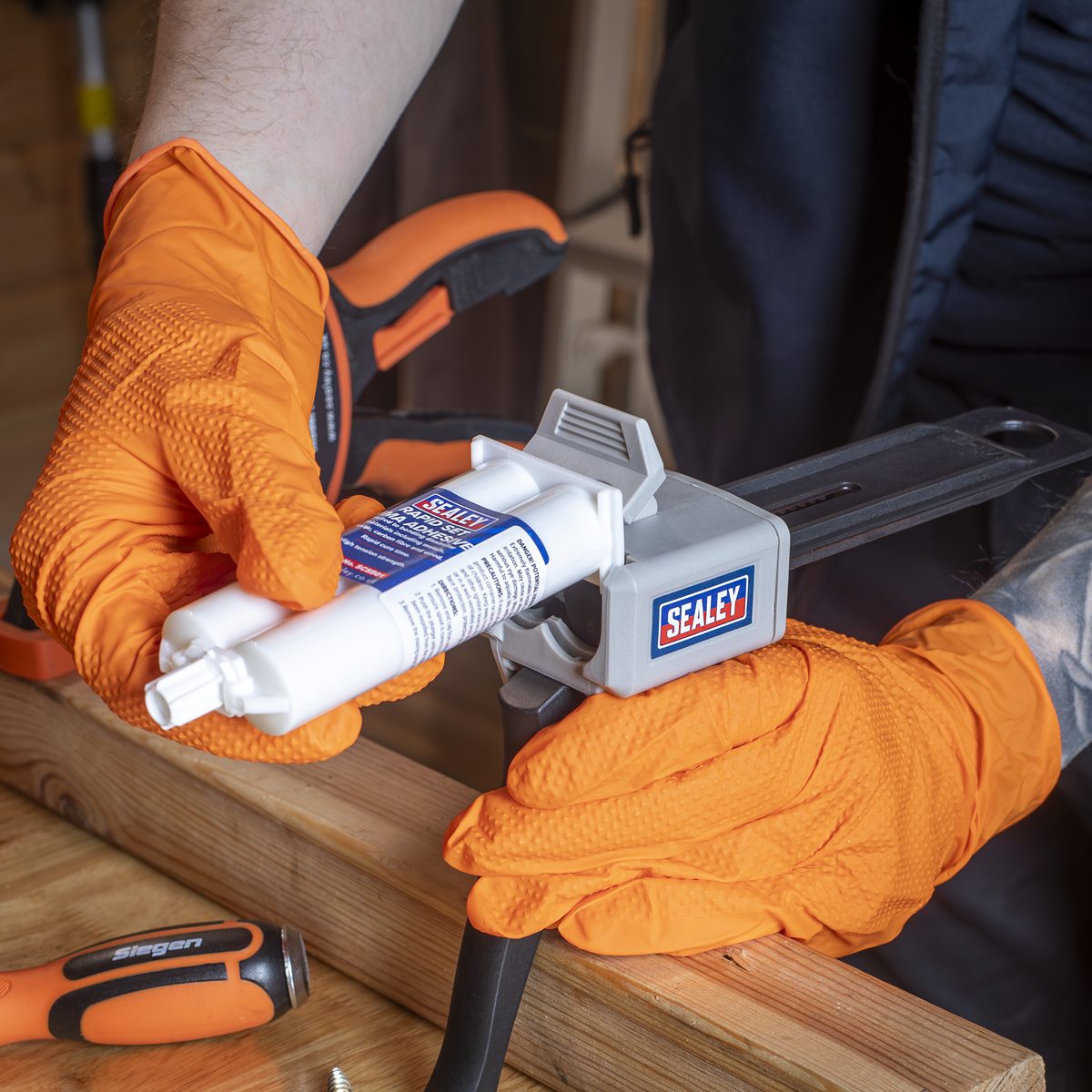 Sealey Dual Mix Applicator Gun AK3880 0.21kg