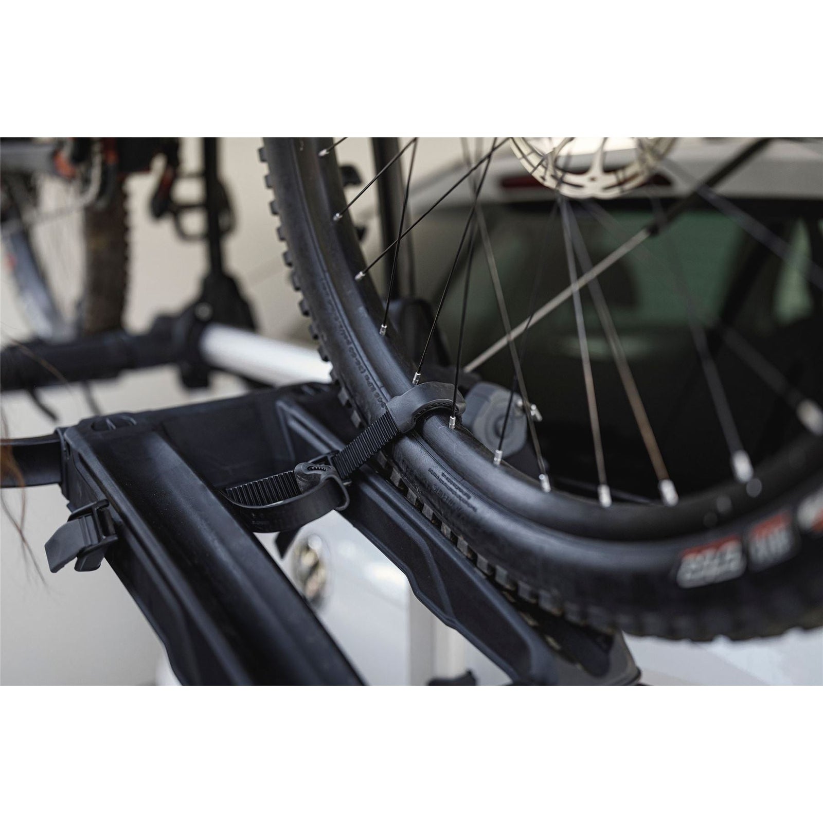 Thule Out Way Platform two-bike platform trunk bike rack black/aluminium Boot Bike Rack