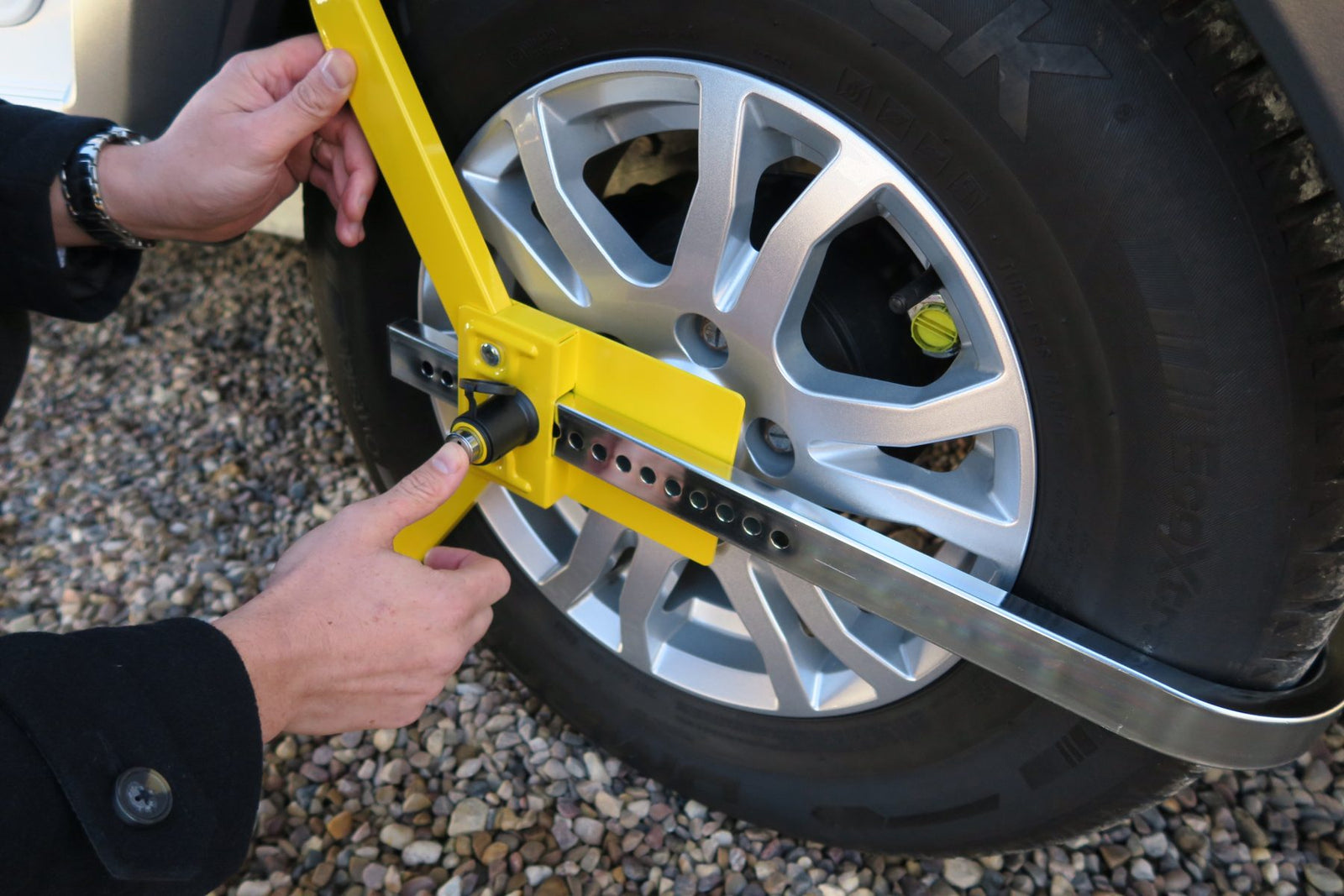 Milenco Lightweight Wheelclamp – Trailer 8"–10" Wheels – Insurance Approved – Code 0970