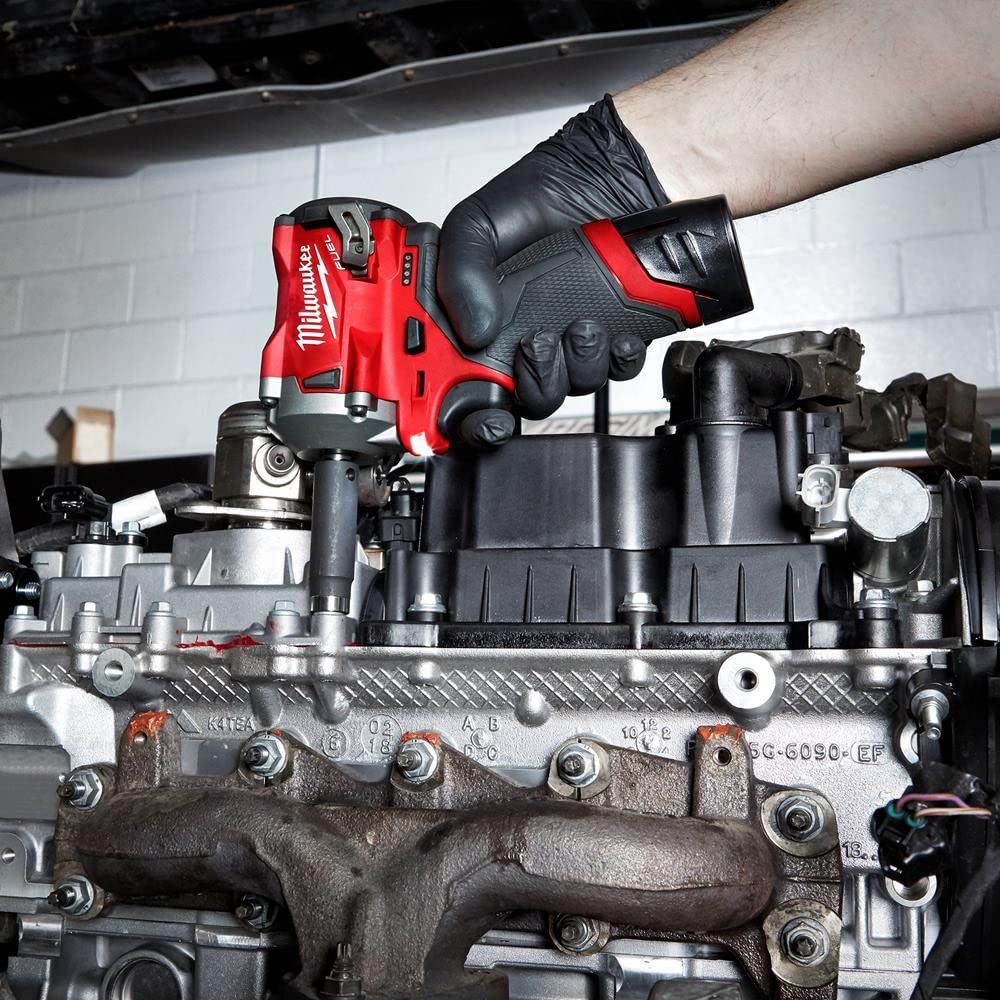 Milwaukee M12 Fuel 3/8 Impact Wrench (Kit) 4933464614