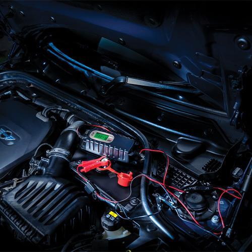 Maypole MP7425 6/12V Electronic Car 5A Smart Charger With USB Port