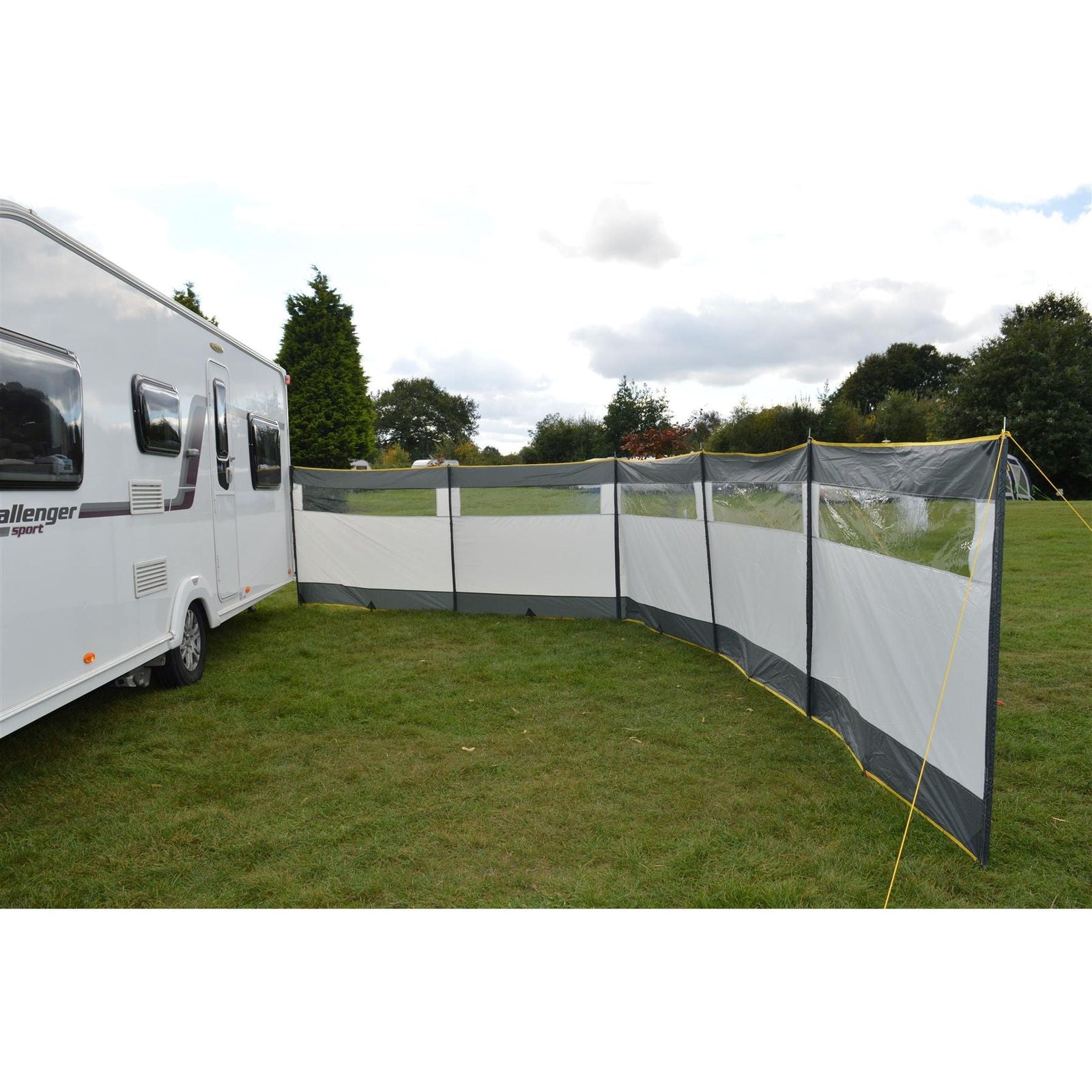 Maypole 5 Panel Steel Poled PVC Windbreak 800cm