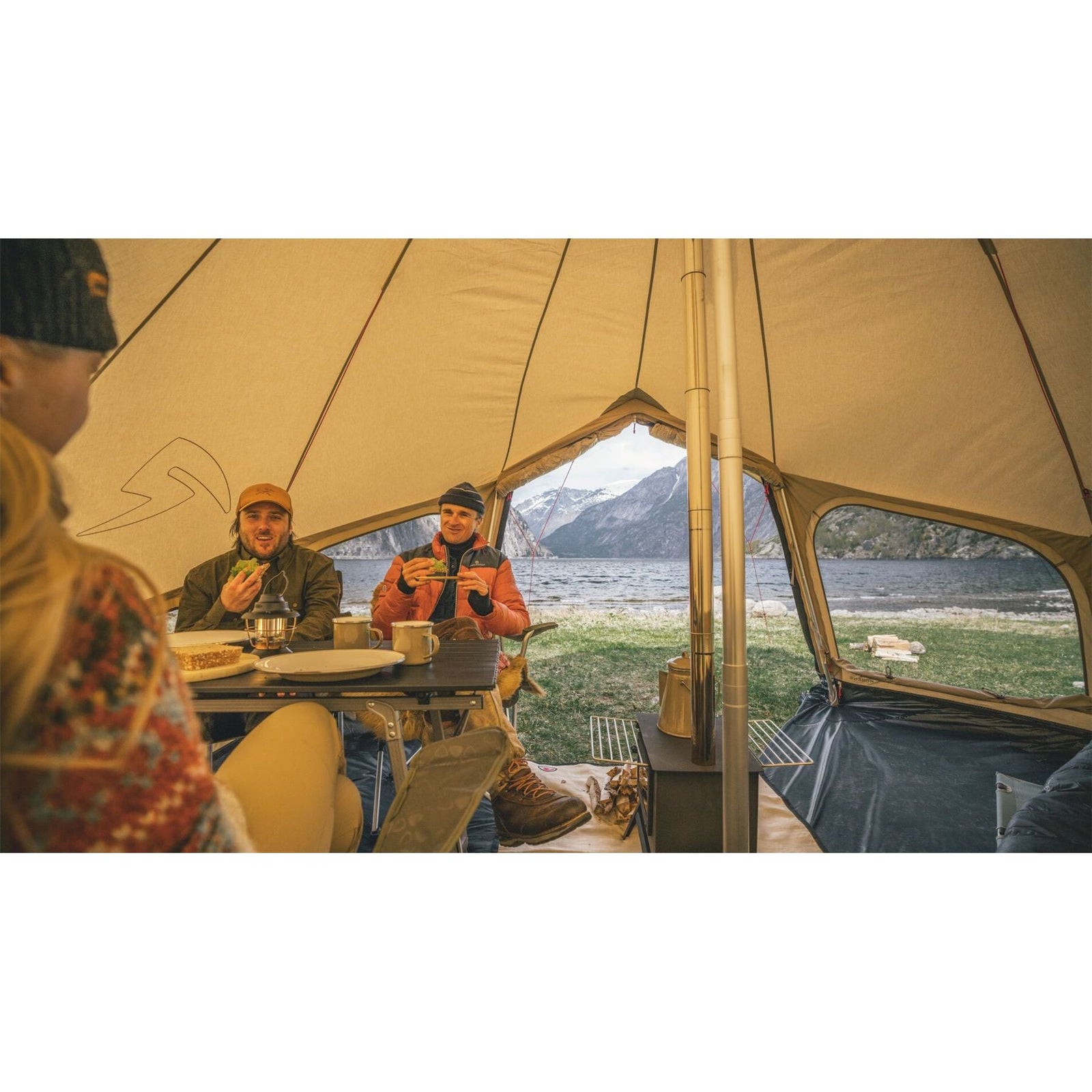 Robens Settler Field 6 Berth Poled Tent