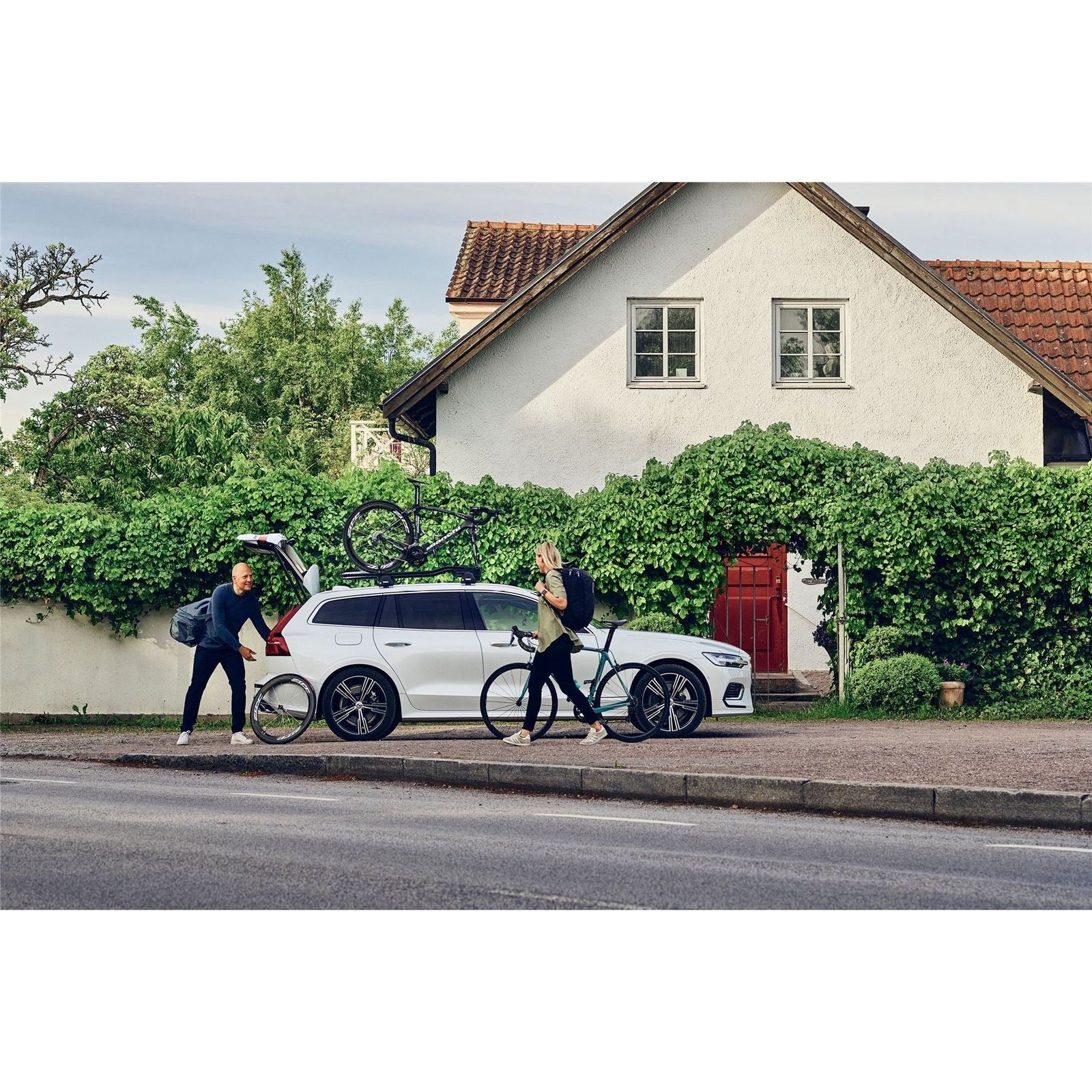 Thule Fast Ride roof bike rack fork mount black Roof Bike Rack