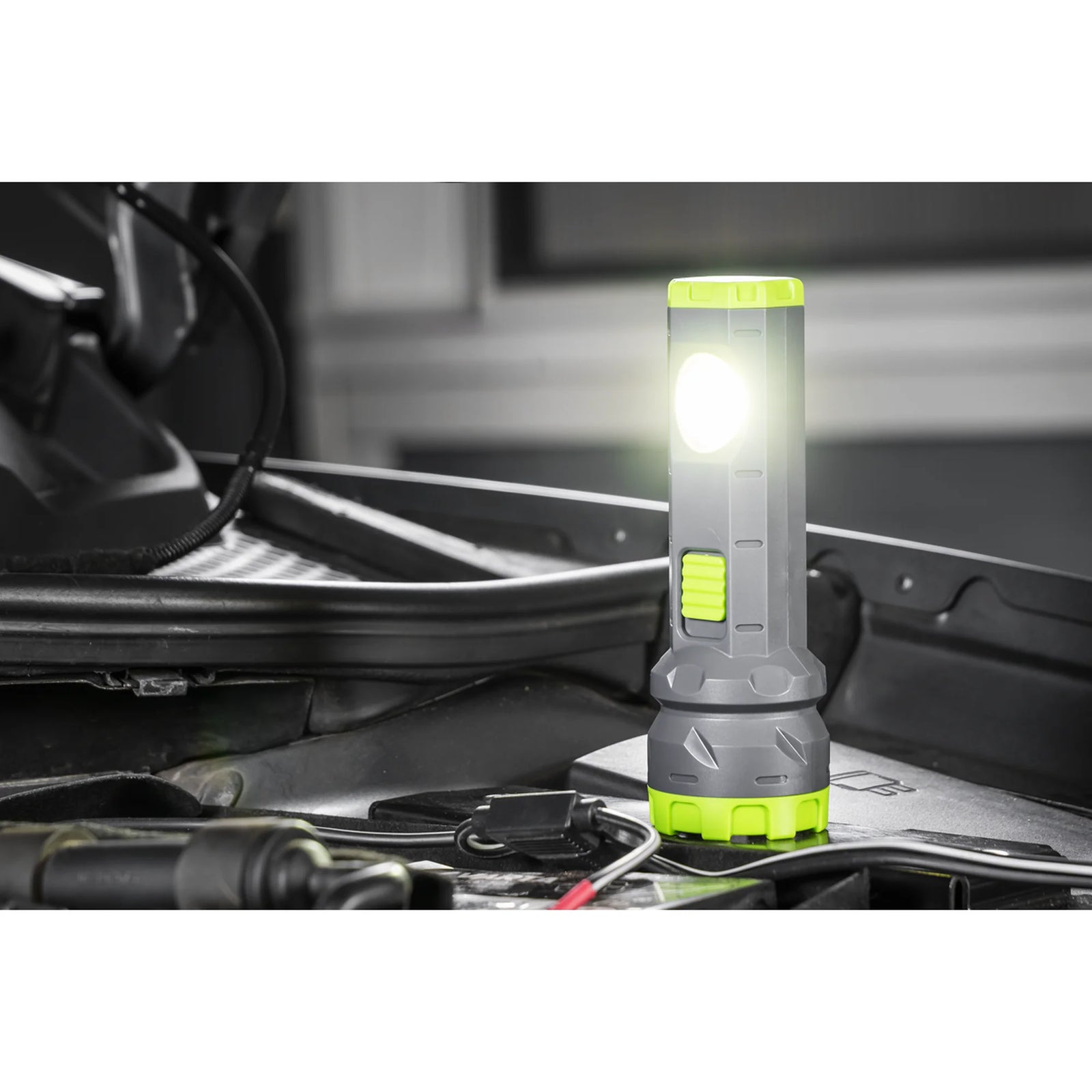 Sealey Dual Mode Hand Torch LED302 300lm 3W & 2W COB