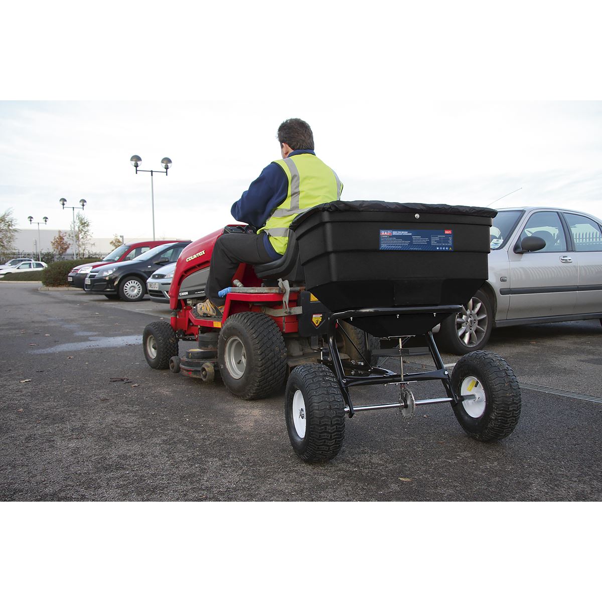 Broadcast Spreader 80Kg Tow Behind