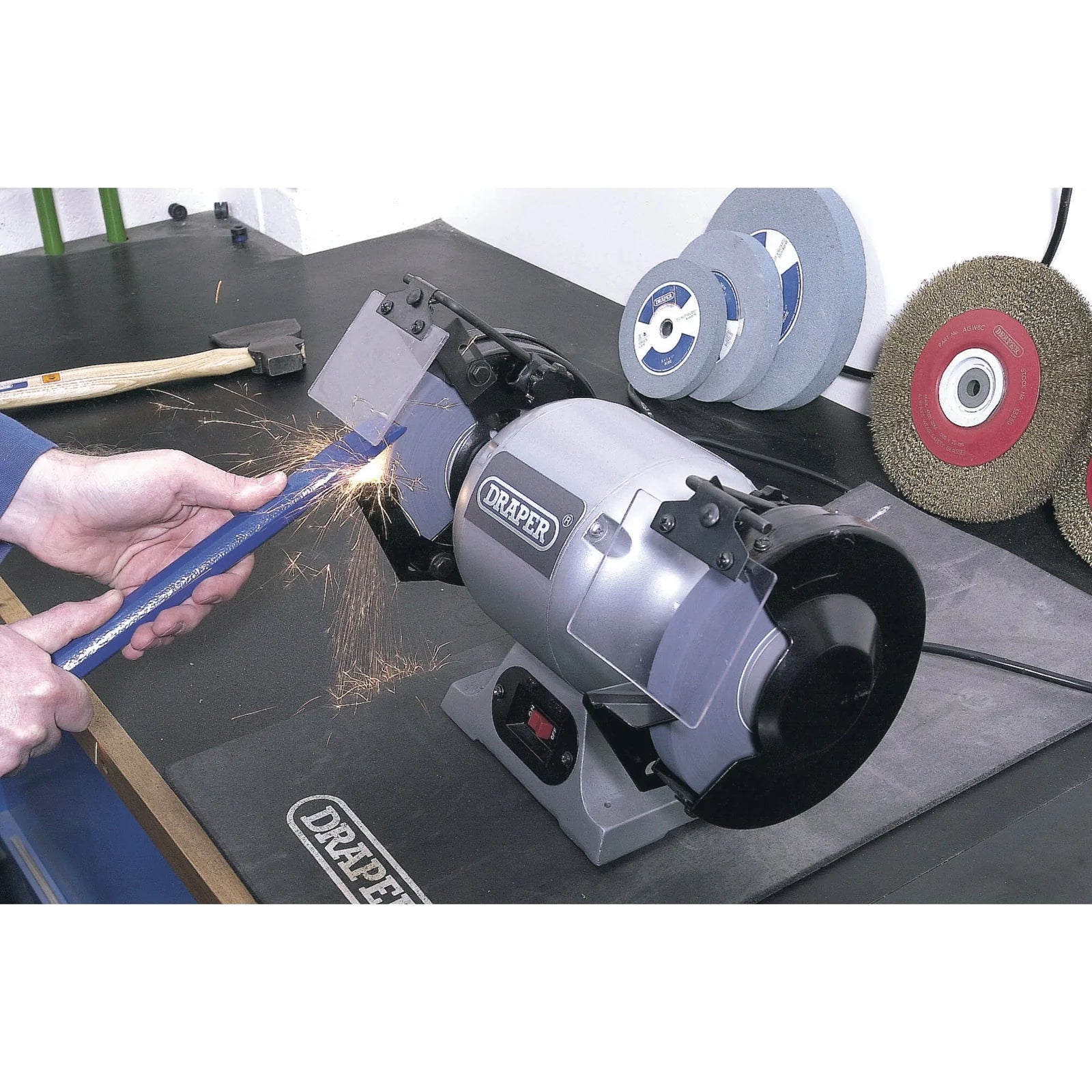 Draper 230V Heavy Duty Bench Grinder, 150mm, 370W - GHD150