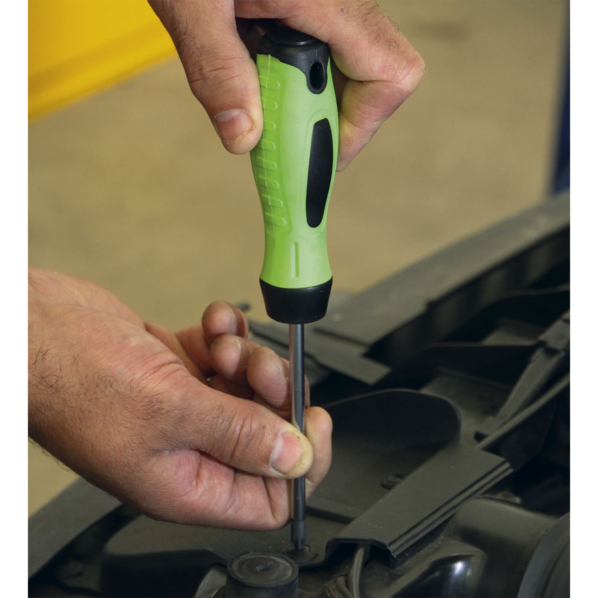 Sealey 8pc Hi Vis Screwdriver Set Magnetic Tips Slotted Pozi Phillips