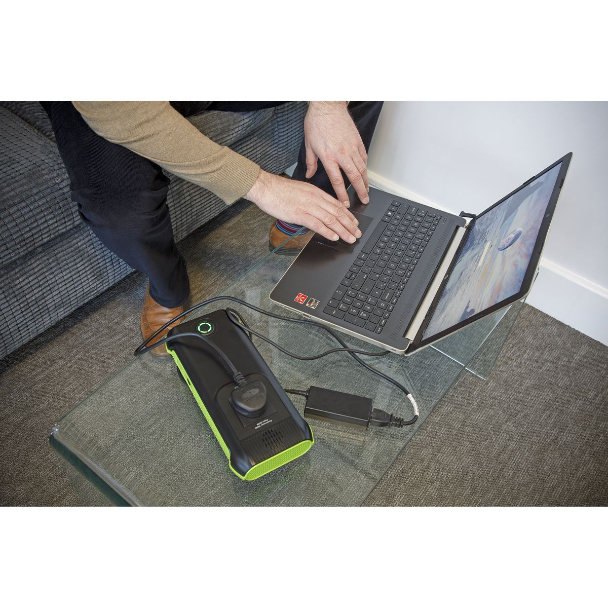 Sealey 31200MAH Power Bank Pack Charger with AC 3 Pin Plug & 2x USB & Light