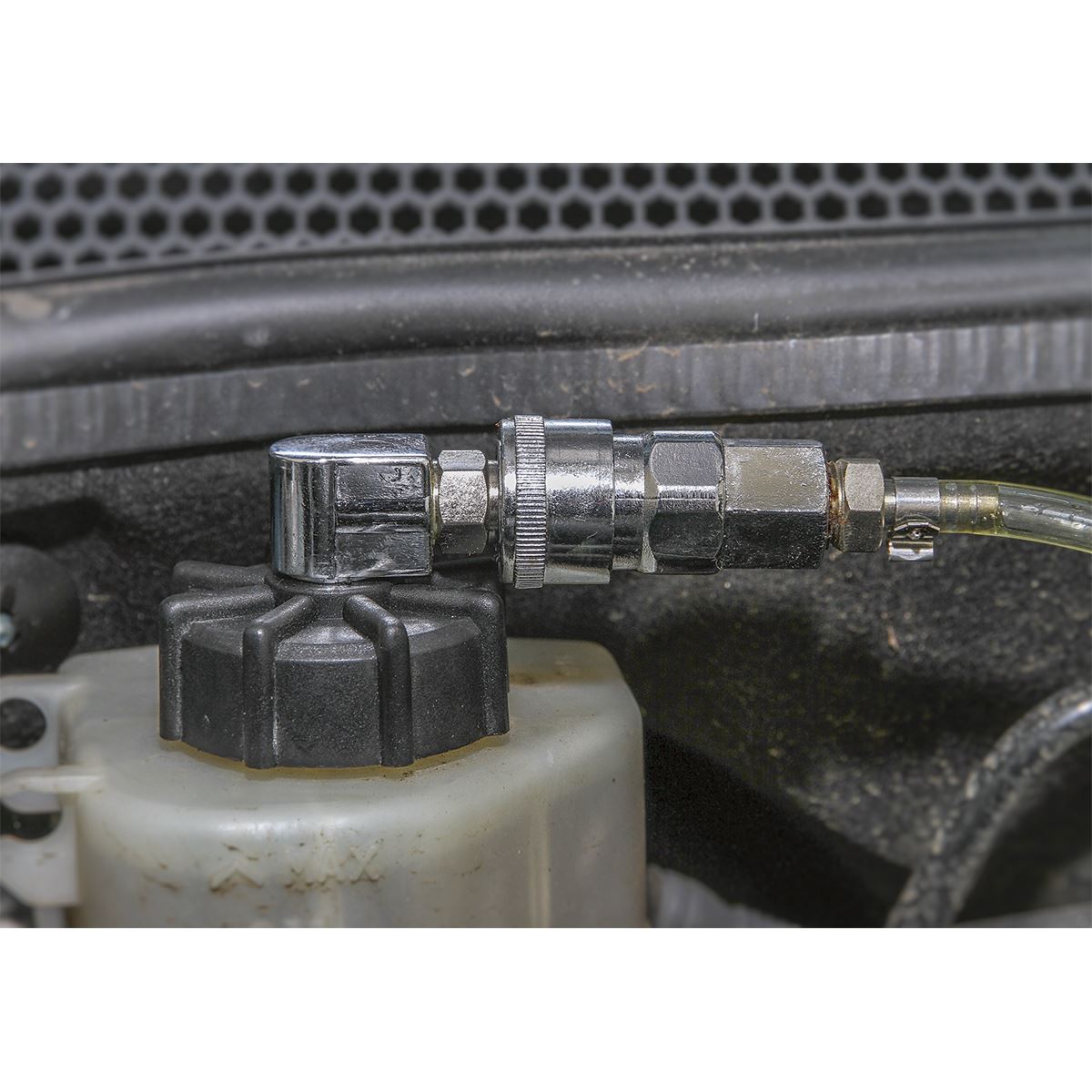 Sealey Pneumatic Brake & Clutch Bleeder 1.5L VS821