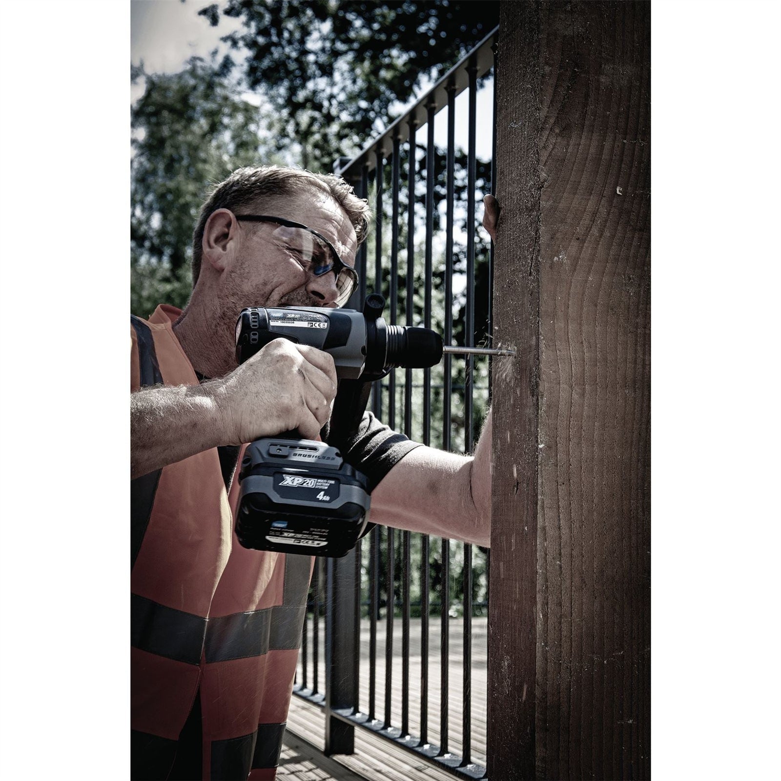 Draper XP20 20V Brushless Combi Drill, 135Nm, 1 x 4.0Ah Battery, 1 x Fast Charge