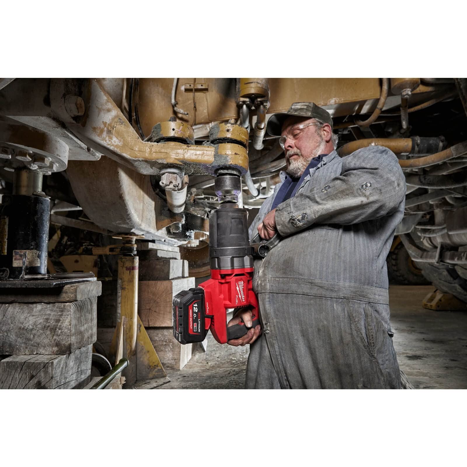 Milwaukee M18 FUEL ONE-KEY 1in. High Torque D-Handle Impact Wrench With Friction Ring And Extended Anvil