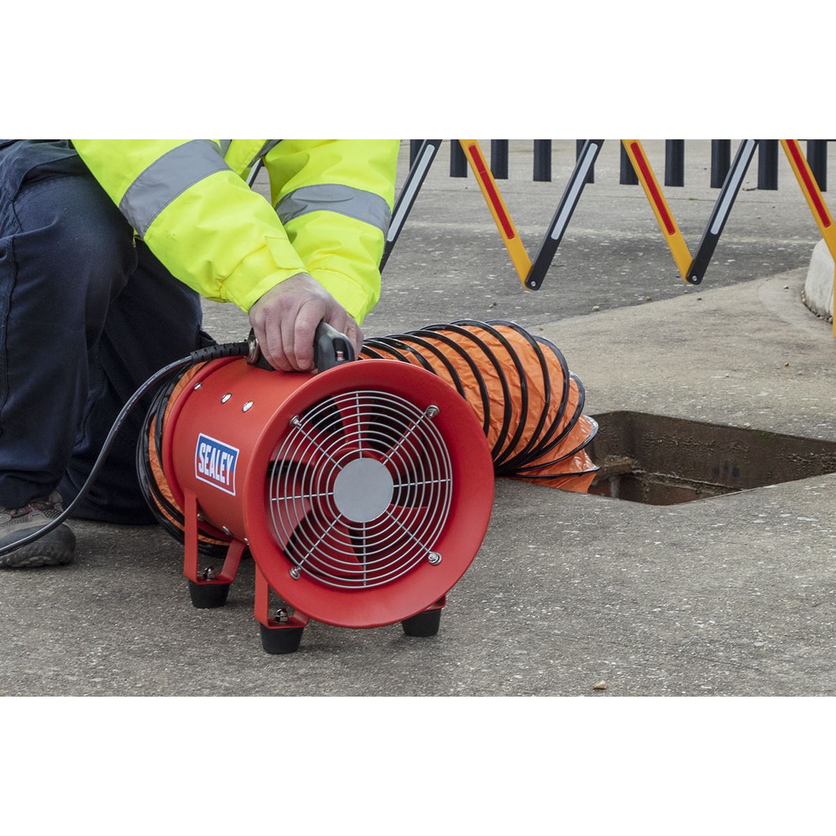 Sealey Portable Ventilator200mm with 5m Ducting VEN200