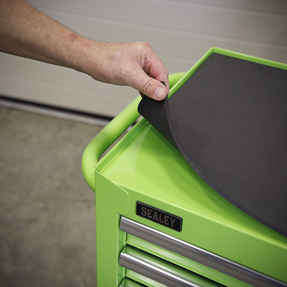 Sealey Rollcab & Utility Seat Kit with Creeper 4pc AP556CSHVKIT