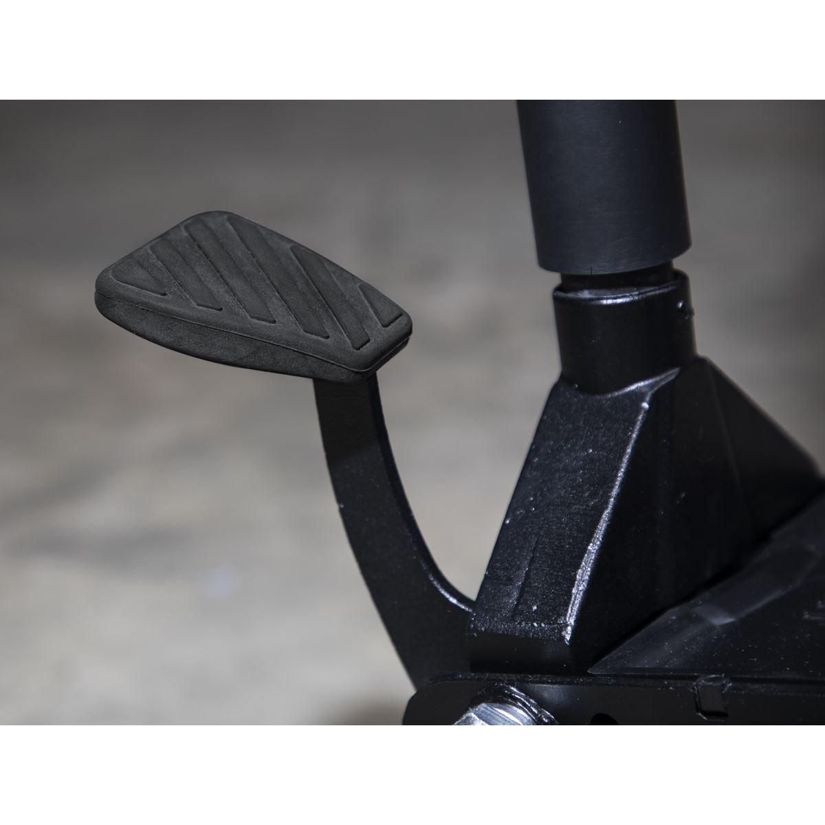 Viking Viking Low Profile Professional Trolley Jack with Rocket Lift 3 Tonne