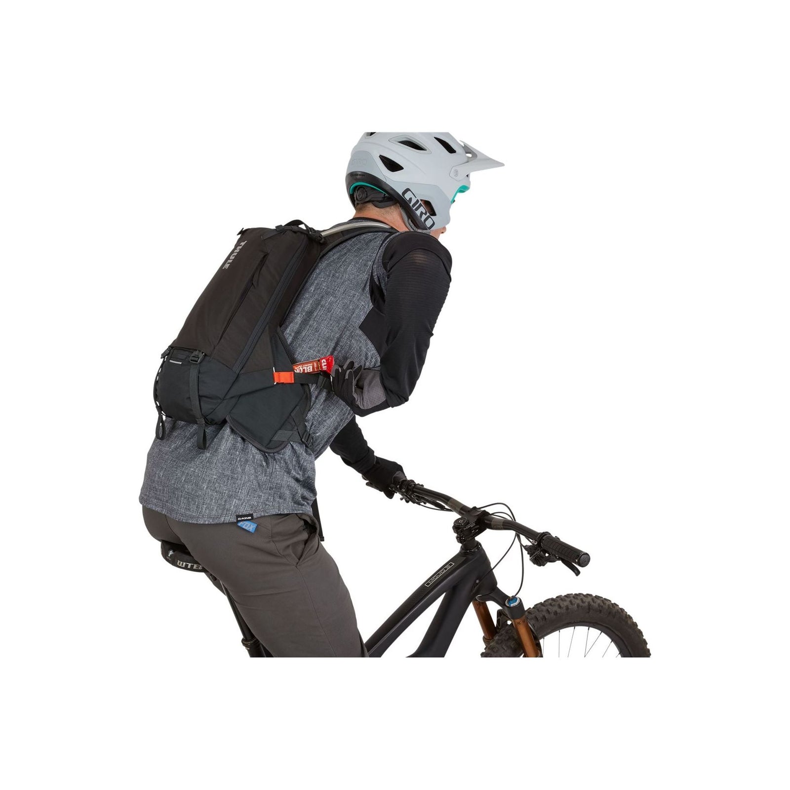 Thule Rail  8L Obsidian Grey Hydration Pack