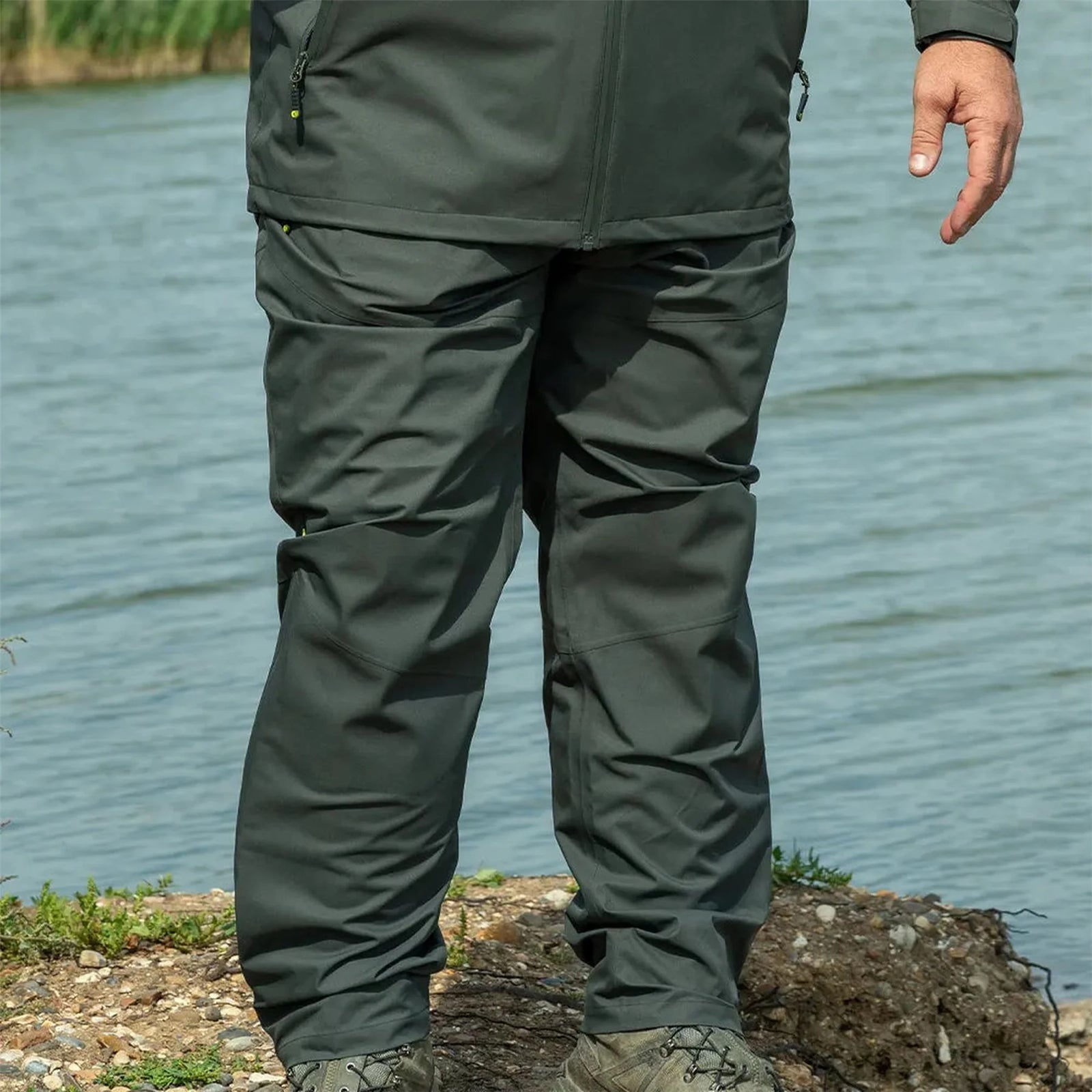 RidgeMonkey APEarel ThermaPro Waterproof Shell Trousers Green M - RMC152