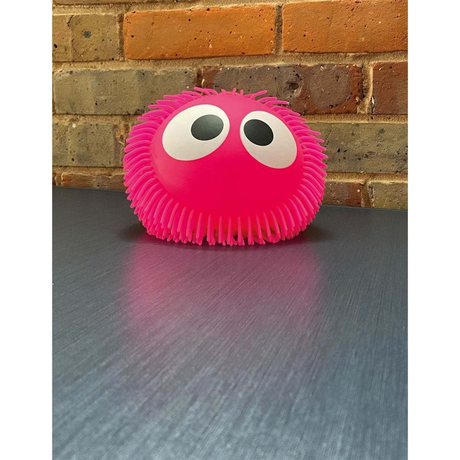 Giant Puffer ball (assorted colours) M0042