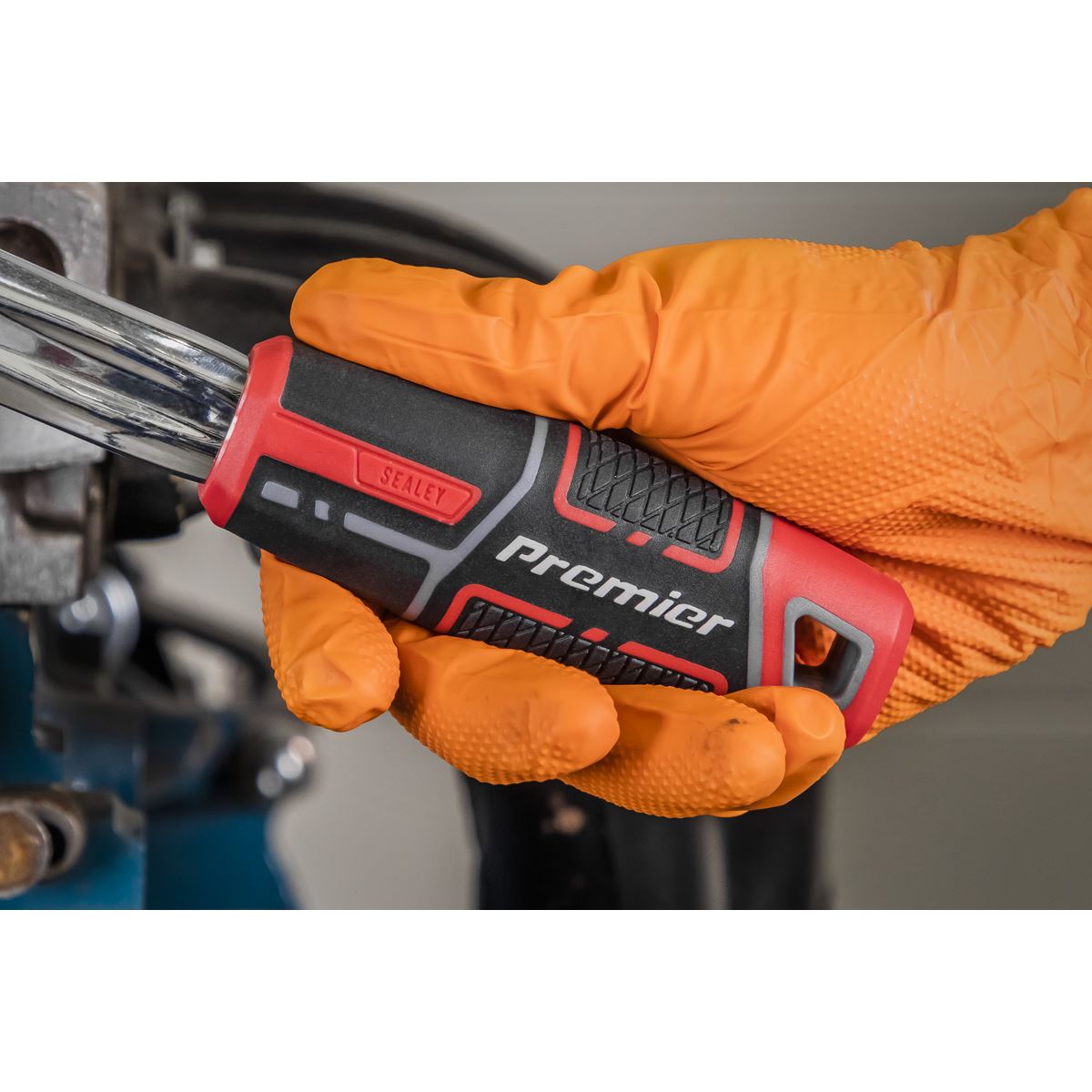 Premier Pear-Head Offset Ratchet Wrench with Flip Reverse 3/8"Sq Drive