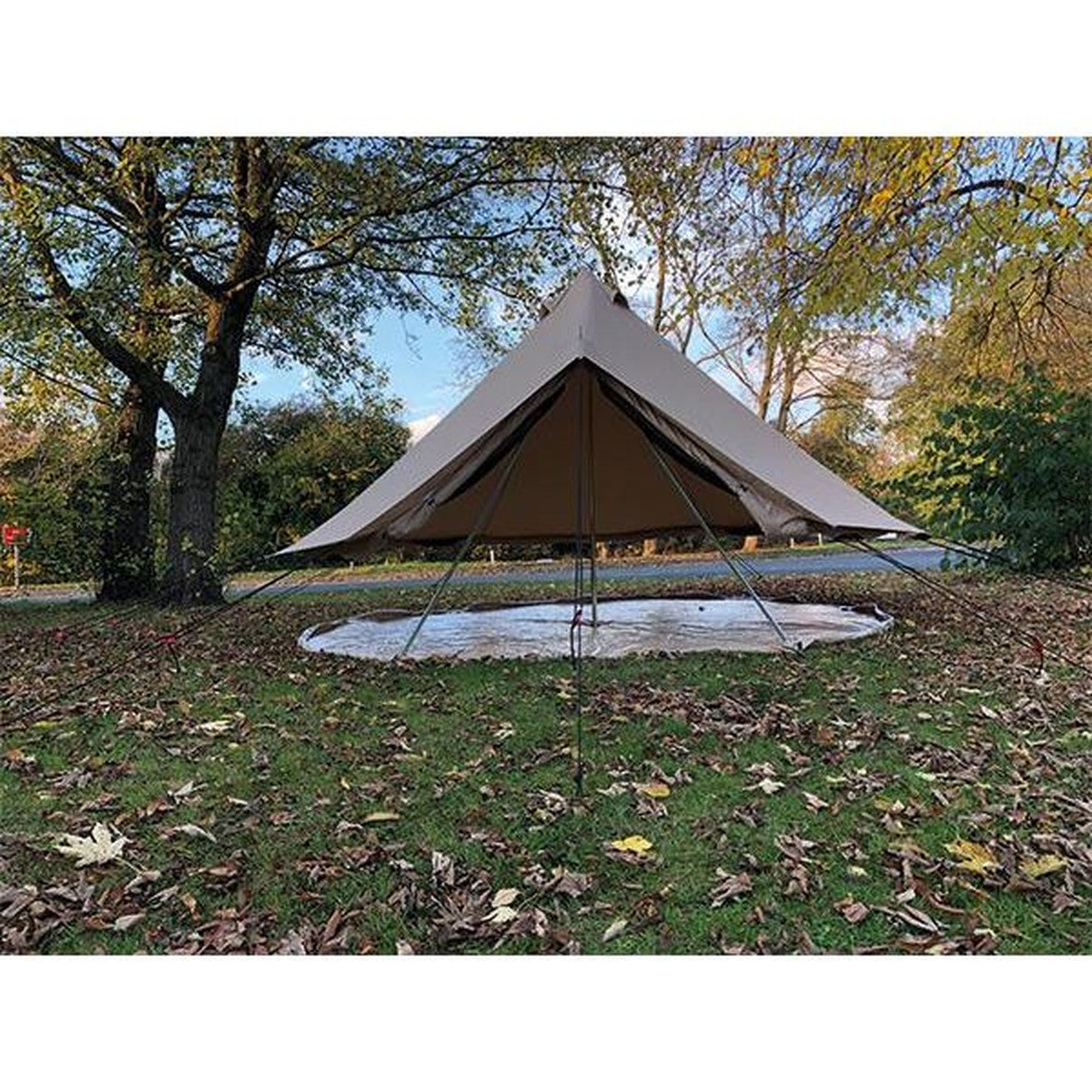 Signature Glamping Classic Bell Tent 7 Berth
