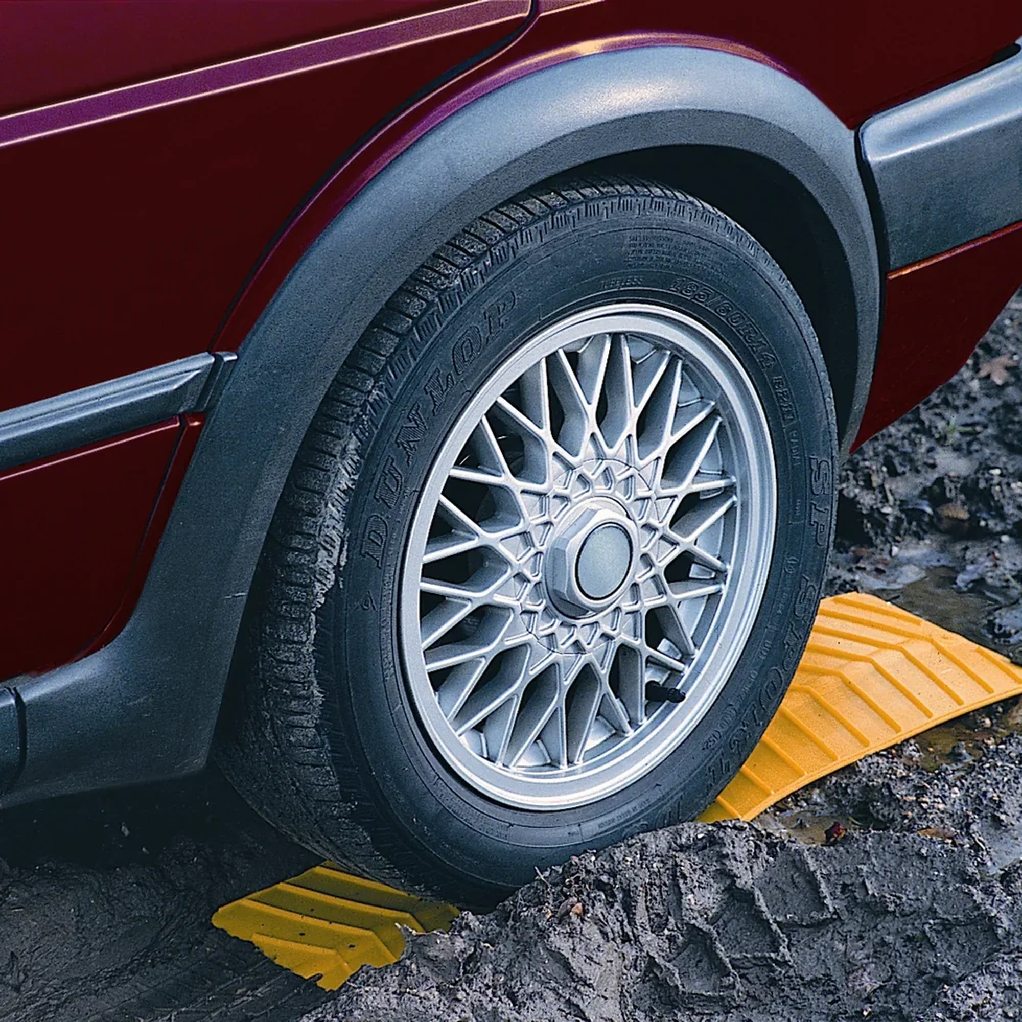 W4 Tyre Grip Trak - 0.76kg Traction Aid for Slippery Conditions