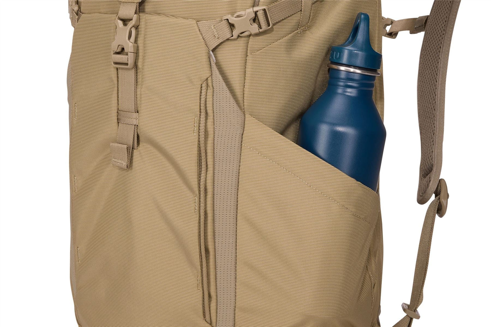 Thule AllTrail 25L daypack with rain cover Faded Khaki tan