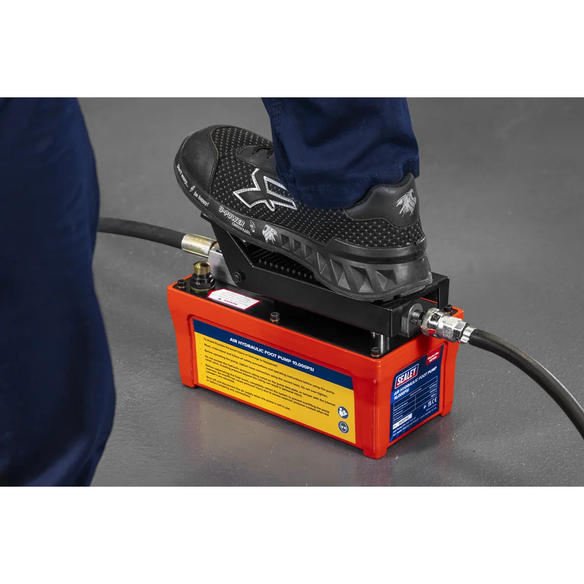 Sealey Air Hydraulic Foot Pump 10,000psi 1600cc Oil Capacity