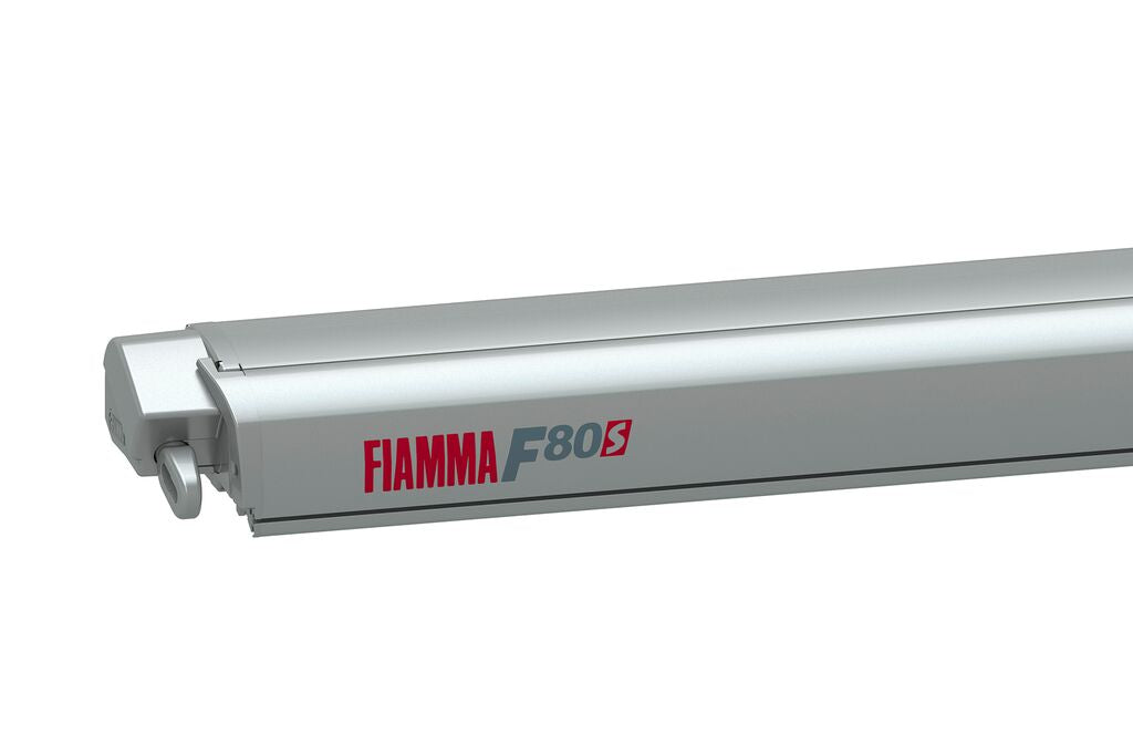 F80s 320 Roof Installation Awning