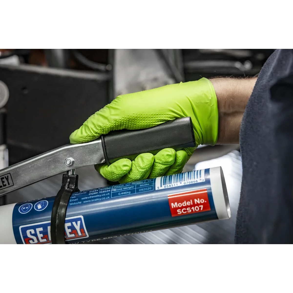 Sealey Double Lever Grease Gun AK4405 0.7cm³ Delivery