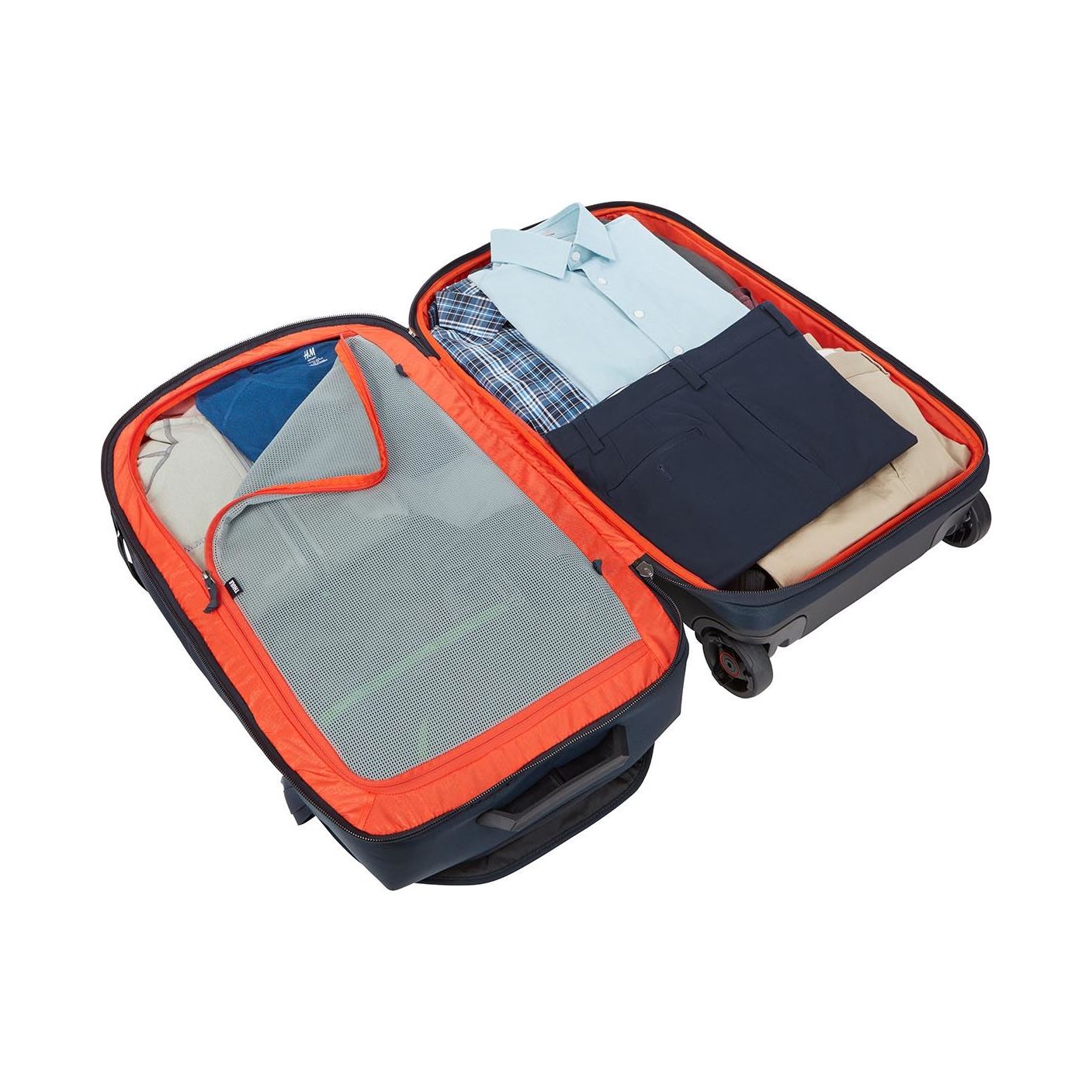 Thule Subterra Wheeled Duffel Bag 70 cm/28" Mineral Blue Travel and Duffel Bag