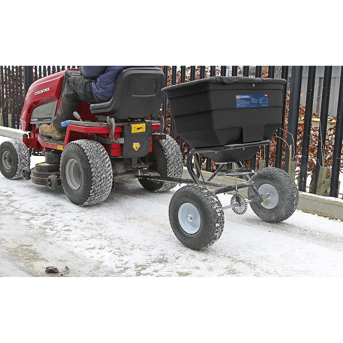 Broadcast Spreader 80Kg Tow Behind