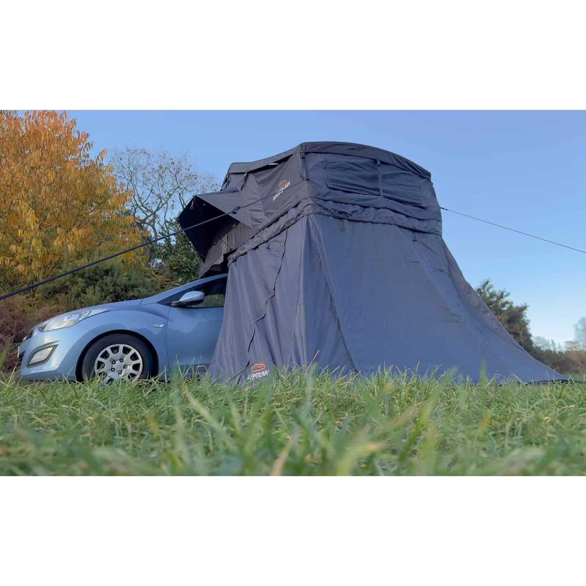 RoofBunk Explorer Soft Shell Roof Tent