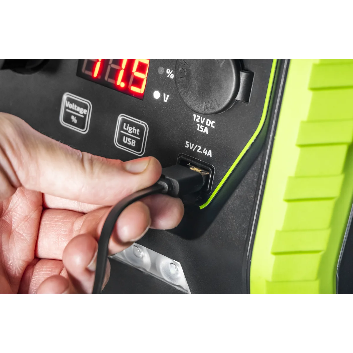 Sealey Premier 12/24V RoadStart Jump Starter 4400A Peak Amps