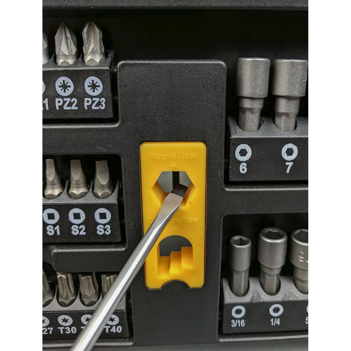 Sealey S01152 Siegen Tools Screwdriver Bit Nut Driver Set 61pce Storage Rack