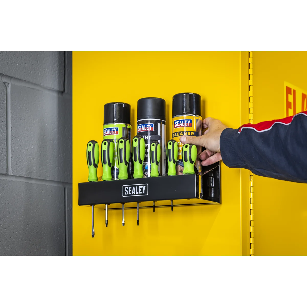 Sealey Magnetic Spray Can/Screwdriver Holder APMCH 1.38kg