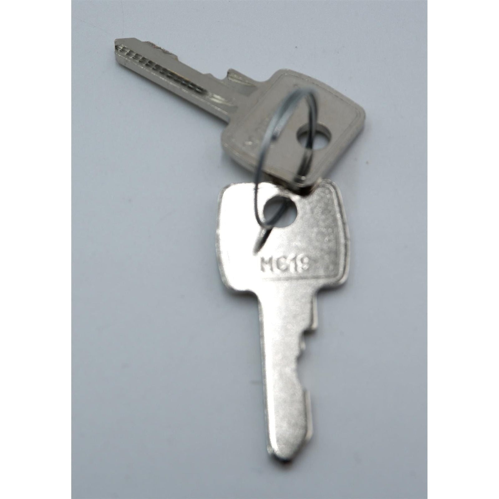 Caraloc 640 Caravan Motorhome Front Door Lock With Standard Barrel & 2 Keys