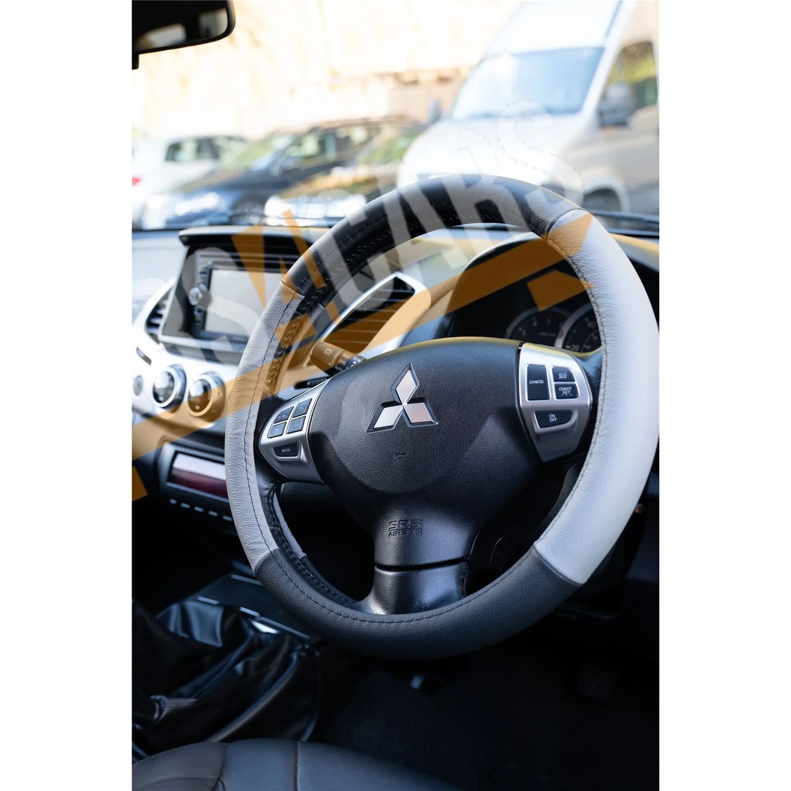Streetwize Grey Black Genuine Leather Stitched Steering Wheel Cover Universal
