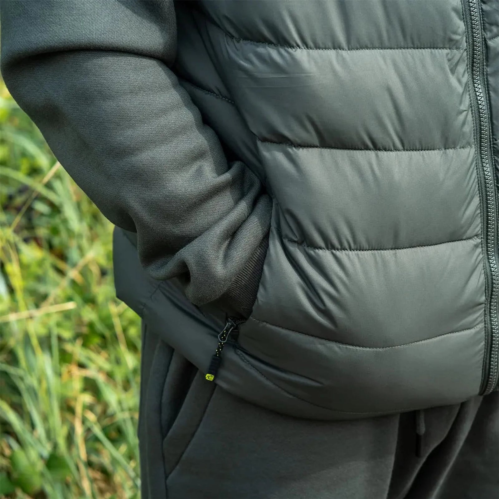 RidgeMonkey APEarel ThermaPro Hybrid Coat Green S - RMC121
