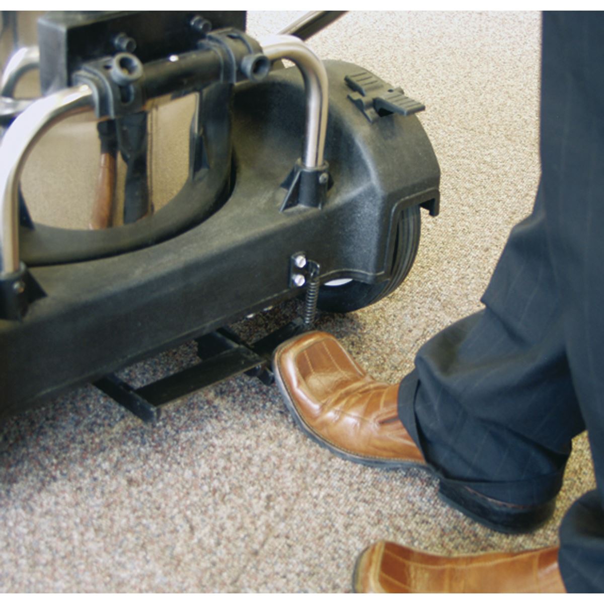 Sealey Vacuum Cleaner Industrial Wet & Dry 77L Stainless Steel Drum with Swivel