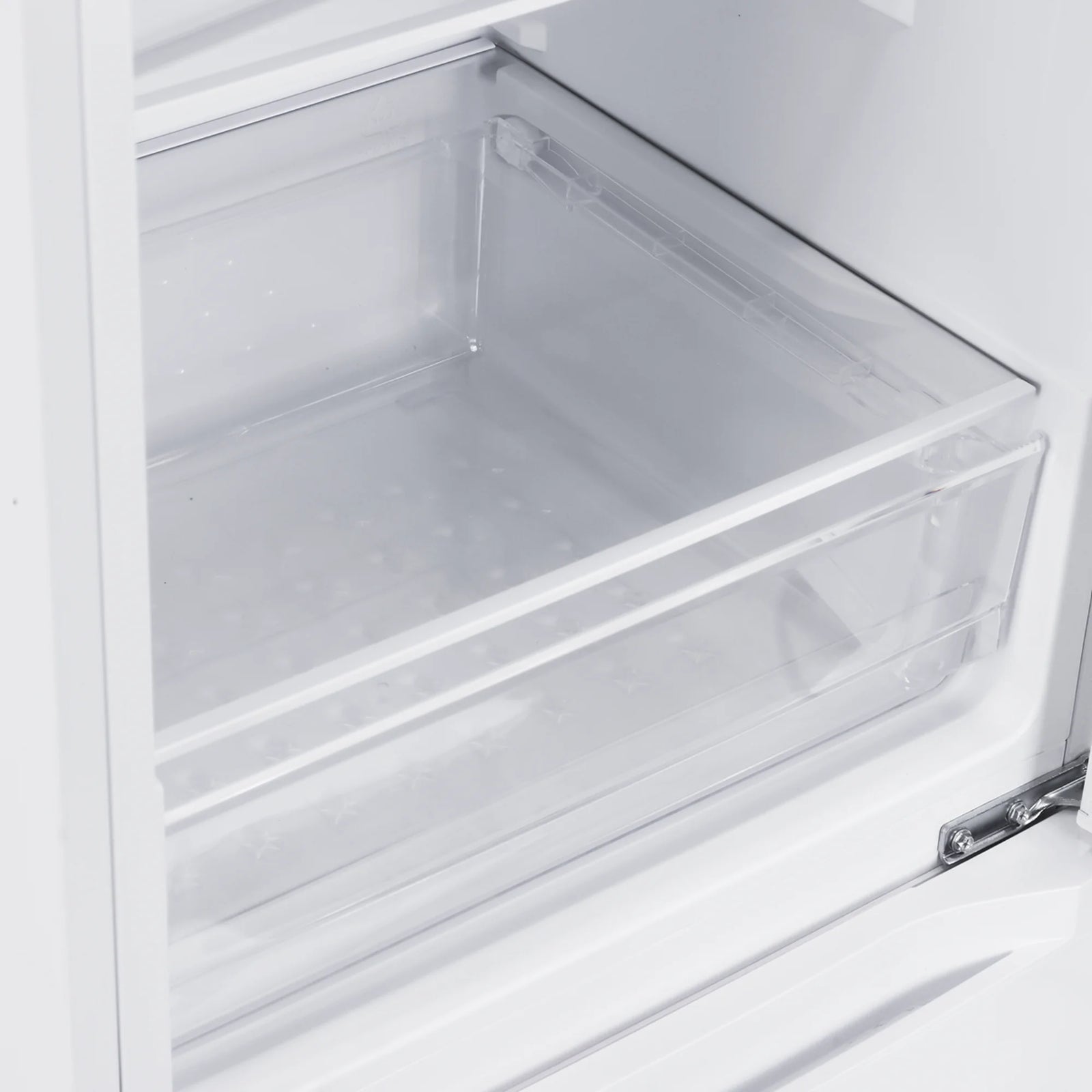 Baridi 60/40 Smart Frost Fridge Freezer 227L Capacity - White