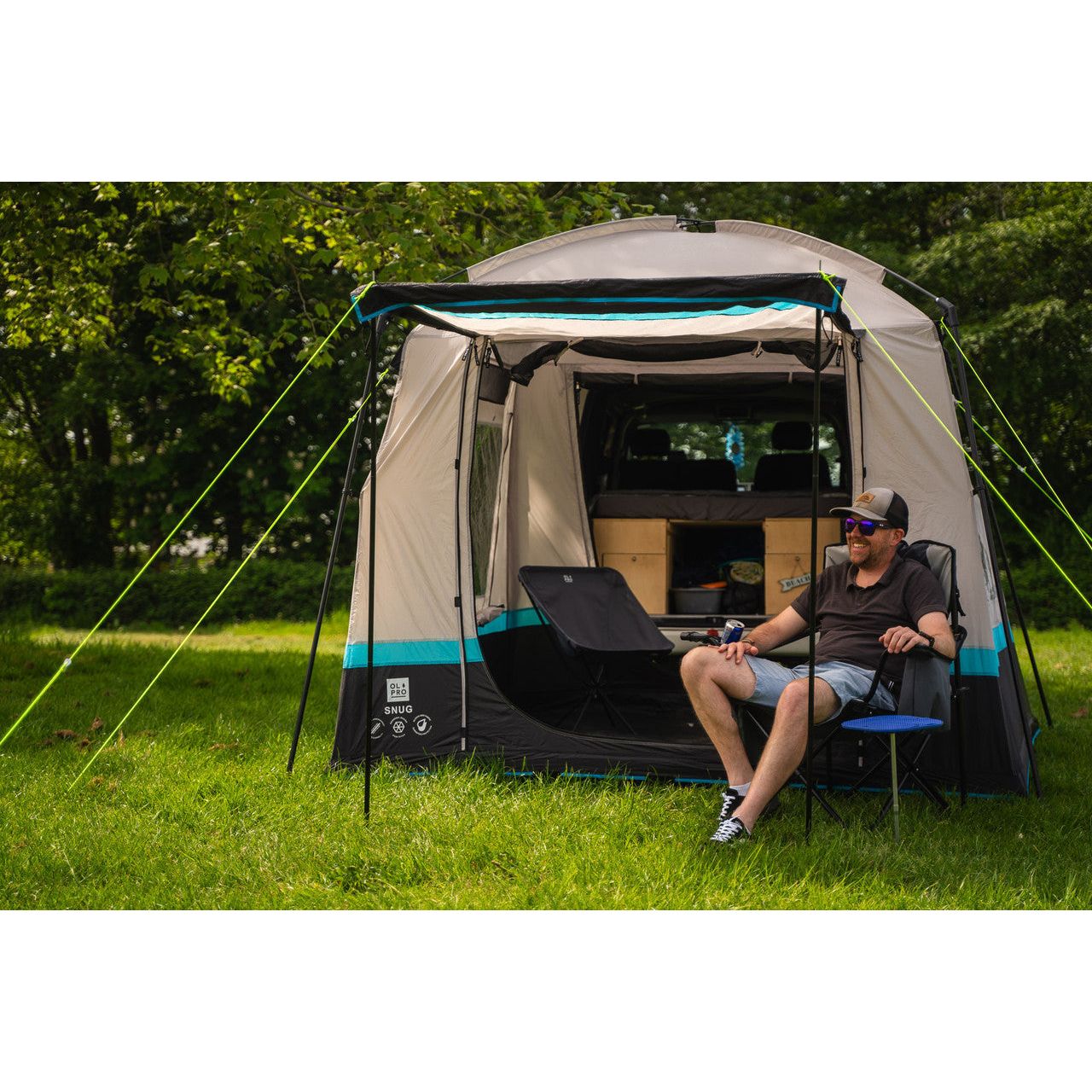 Olpro Snug Poled Tailgate Awning (steel Legs Fibreglass Roof )