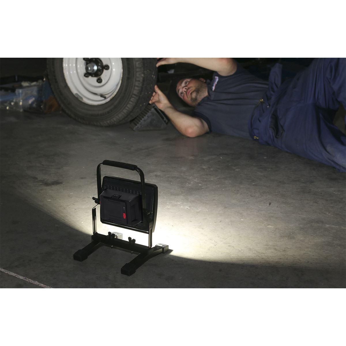 Sealey Rechargeable Portable Floodlight 20W SMD LED