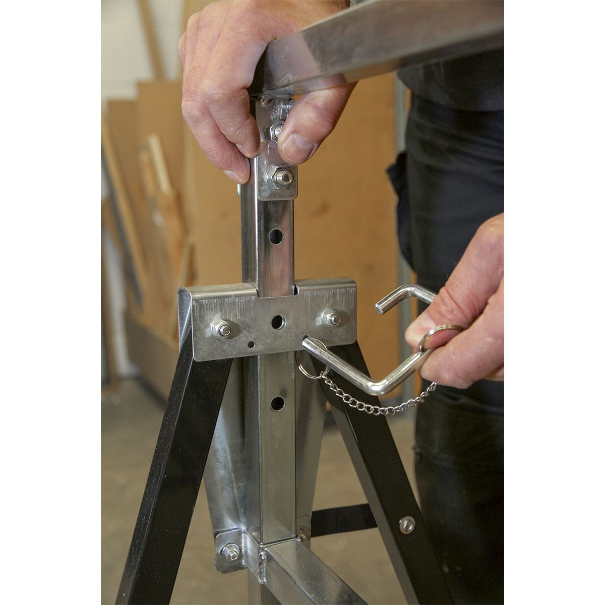 Sealey Fold Down Telescopic Trestle 200kg Capacity - Pair FDT32