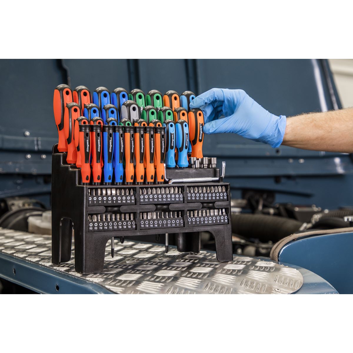 Siegen Siegen Screwdriver, Bit & Nut Driver Set 100pc S01248
