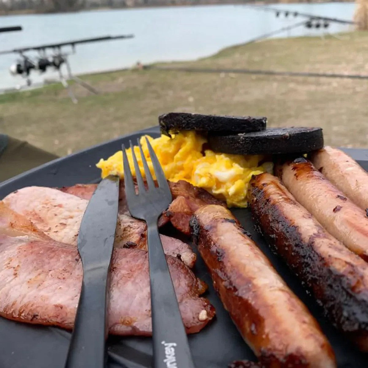 RidgeMonkey DLX Large Plate Four Pack