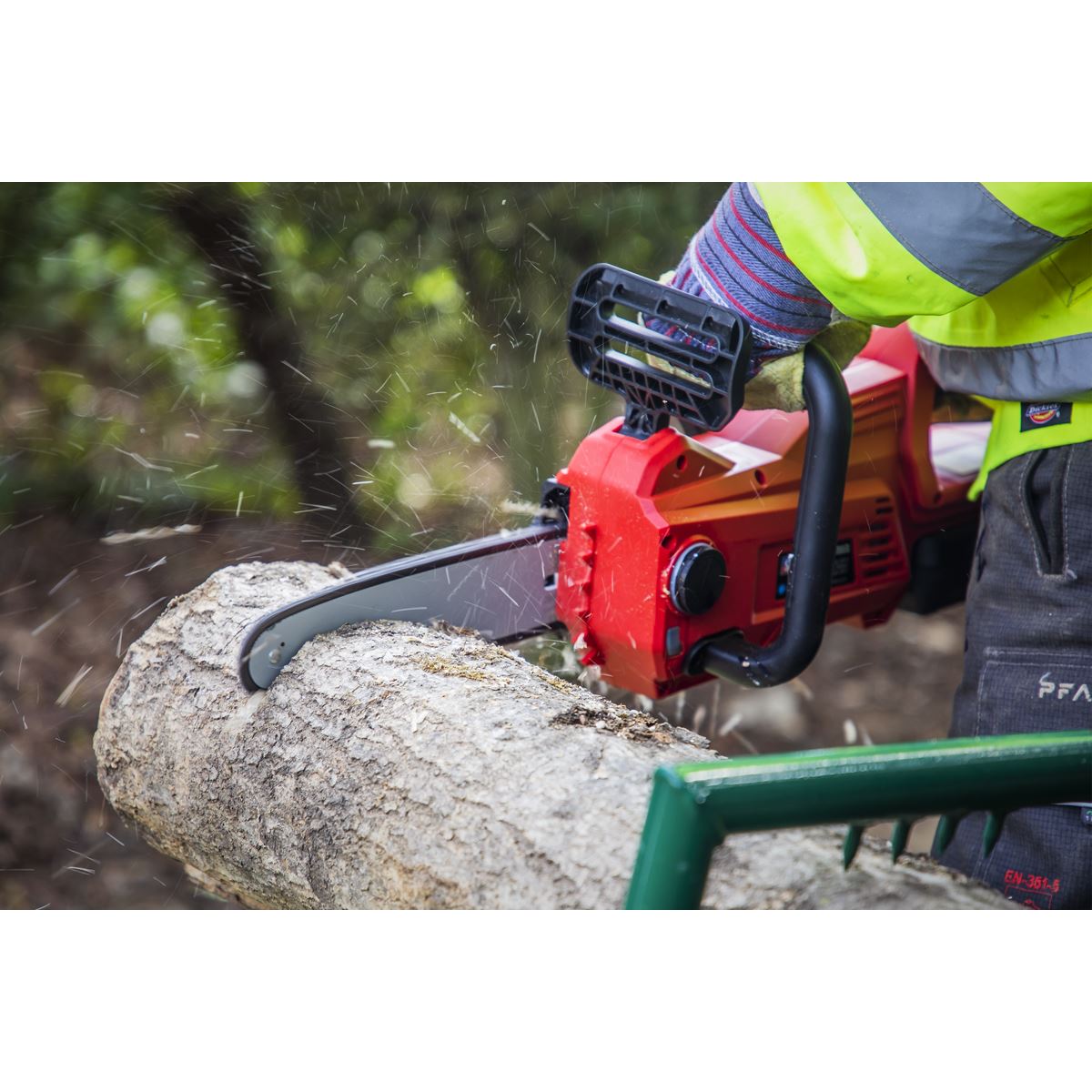 Sealey Cordless Chainsaw 20V SV20 Series 25cm Body Only CP20VCHS