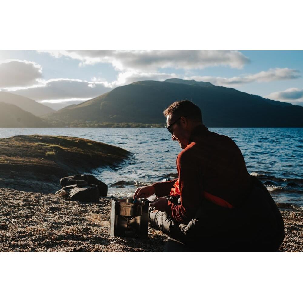 Vango Folding Stove with Windshield and Piezo Silver