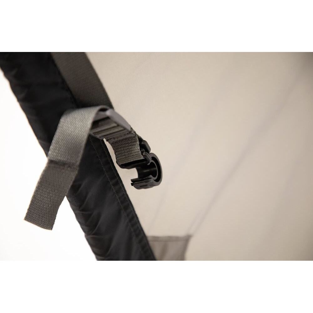 Vango Family Windbreak  Cloud Grey/Black