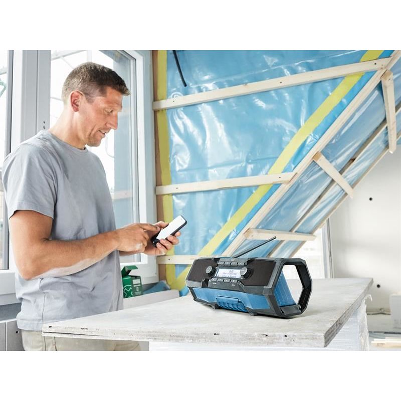 Bosch GPB 18V-2 C Professional Bluetooth DAB+ Radio 240V & Li-ion Bare Unit
