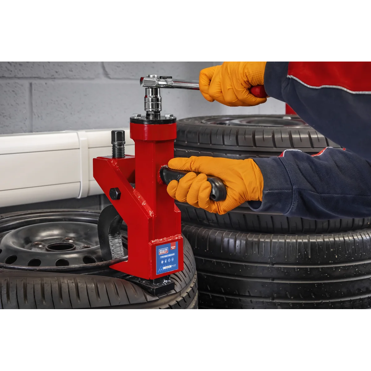 Sealey Tyre Bead Breaker TC971 Manual for Cars, Motorcycles & Vans